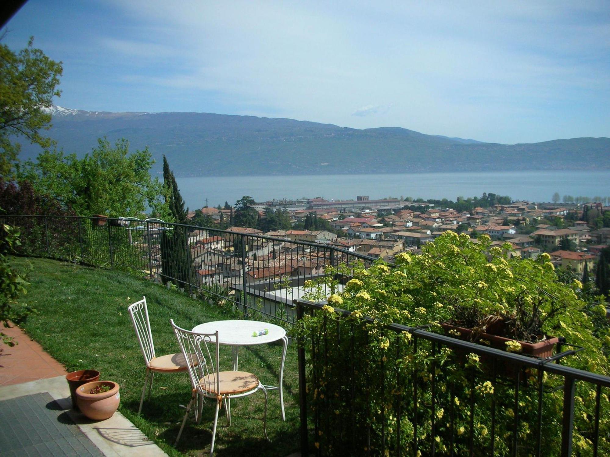 Villa Susina Casa Vacanze Тосколано-Мадерно Экстерьер фото